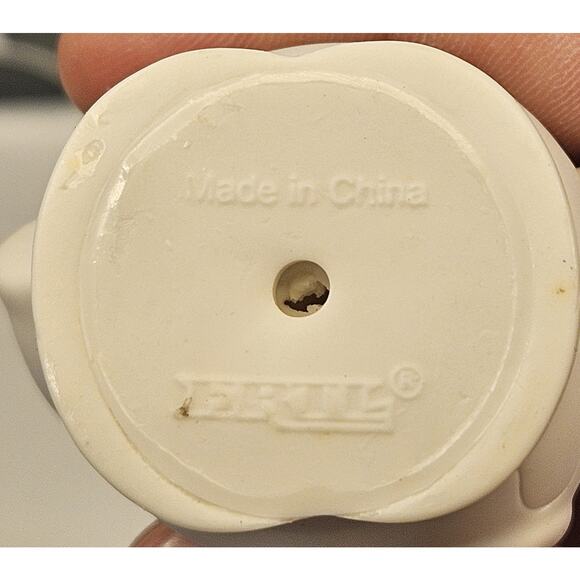 Ertl JOHN DEERE Toy Farm Animal Replacement Figures: Horse and Cow - Picture 4 of 5